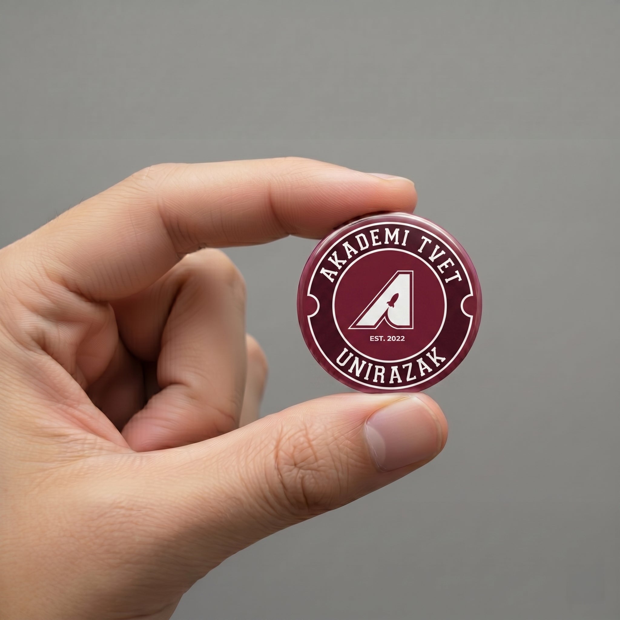 UR SnapBadge